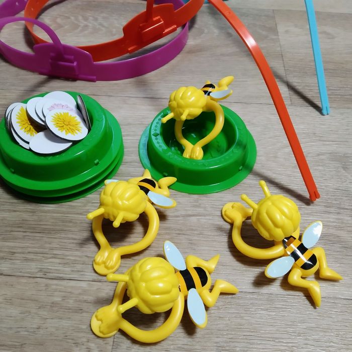 Настольная семейная игра Bizzy bees