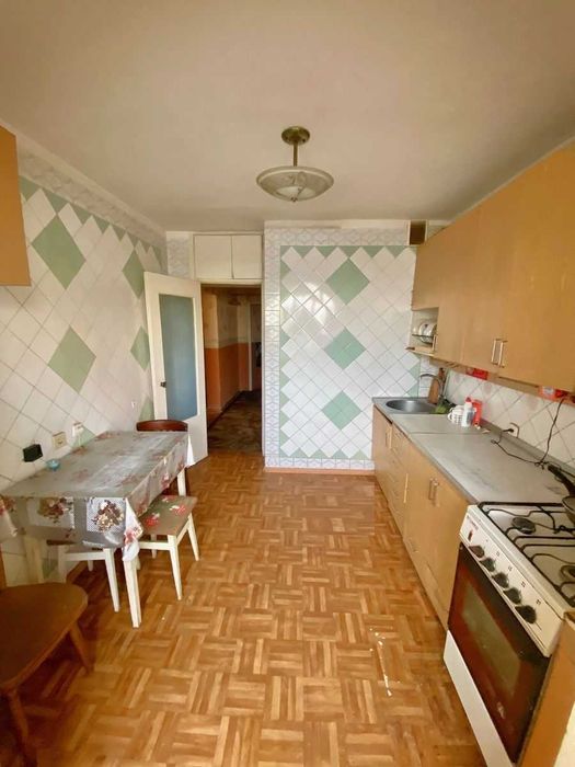 Довгострокова аренда 3-ех кімнатна квартира