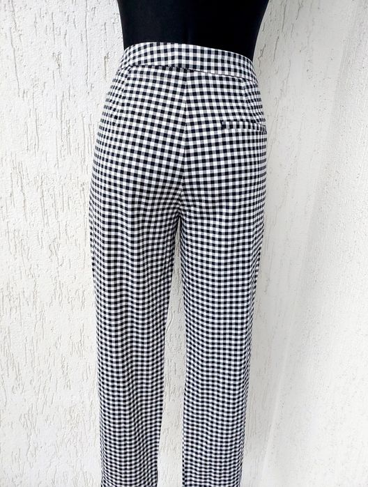 Letnie cygaretki ZARA w roz S/M.