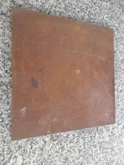 Formatka stalowa 300x300x10