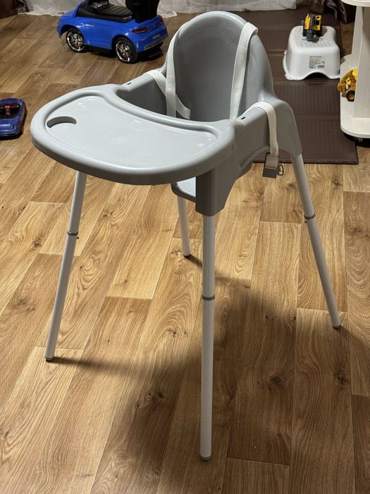 Стільчик для годування