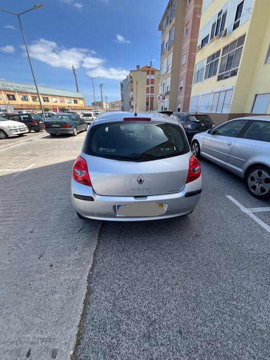 Renault Clio III 1.2 Gasolina – 2006 — photo 5