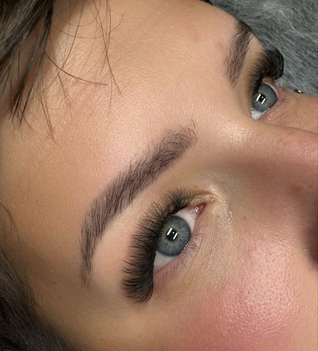 Przedłużanie rzęs laminacja brwi