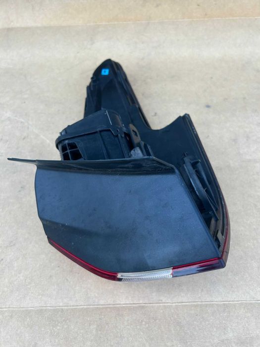 Lampa tył lewa Citroen C5 III X7 Kombi Lift