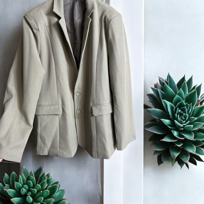 Dazy marynarka rozm. L, 40 na guziki , na komunię , wesele