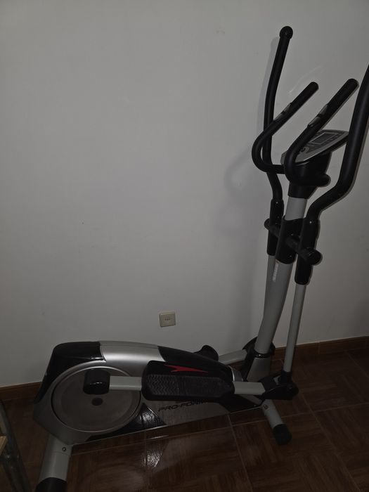 Elíptica vendo/troco por bicicleta estática