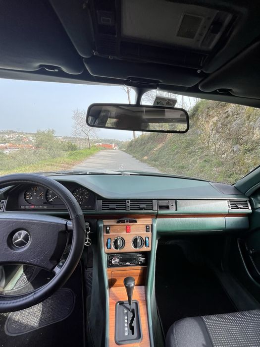 Mercedes-Benz 300D w124