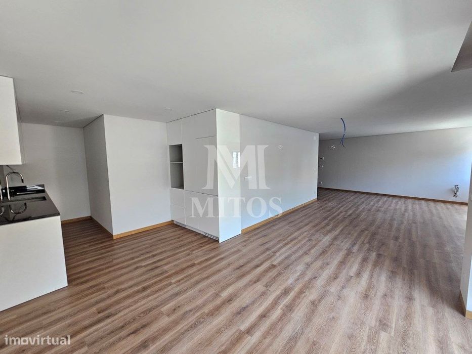 Apartamento T3 novo - centro da cidade