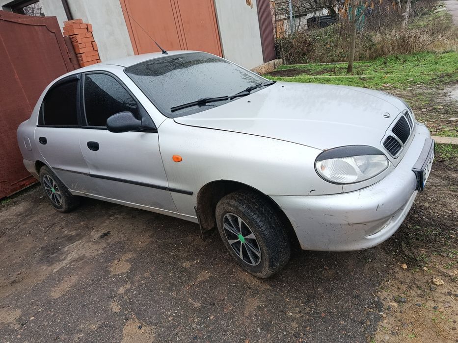 Продам Ланос 1.5г/б.