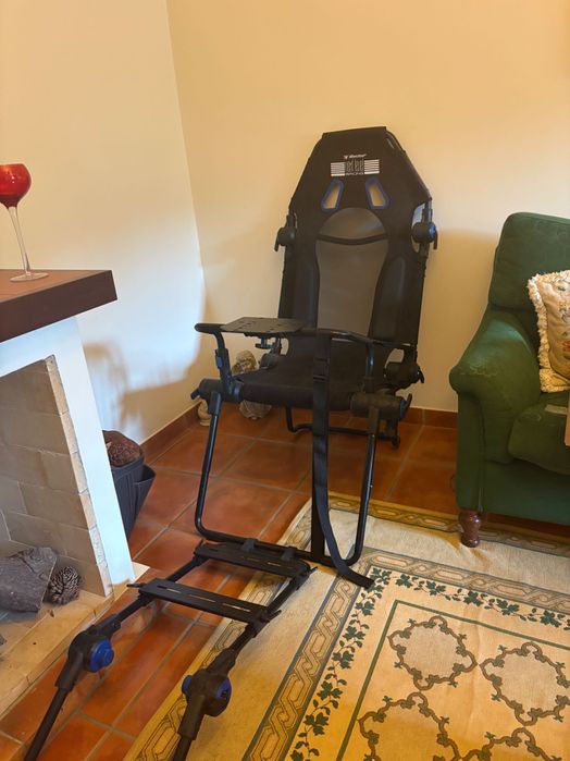 Cockpit F-GT Lite Next Level Racing