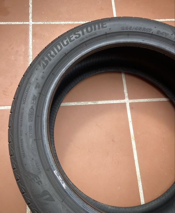 225 45 R17 Bridgestone Turanza T005 Pneus