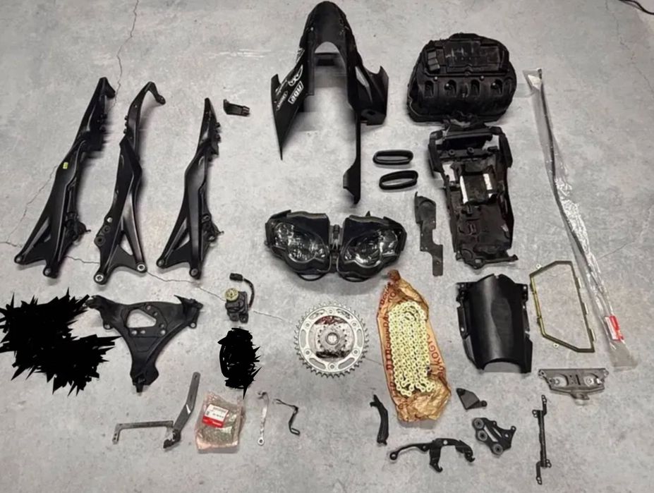 Запчастини Вживані — Honda CBR1000RR SC59 / 08-11