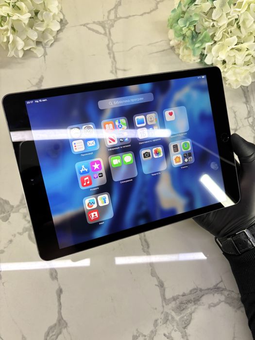 Стан як новий  iPad 7 32GB 80%АКБ Space Gray (Магазин Гарантія)
