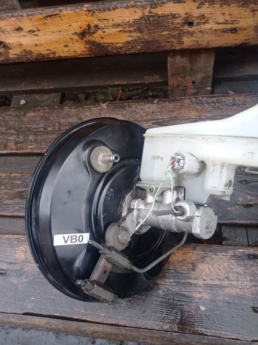 Вакум, робочий циліндр, бачок