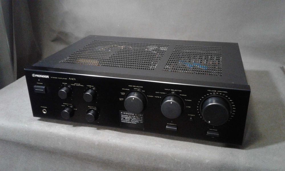 PIONEER A-401, wysoki model