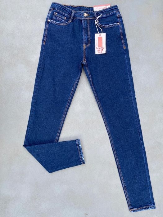 Женские джинсы - стрейч,новые. Кроссовки нат.кожа, новые