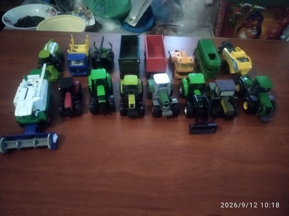 продам власну колекцію моделей1:32,1:87,1:43,siku1:50 модель 1:87