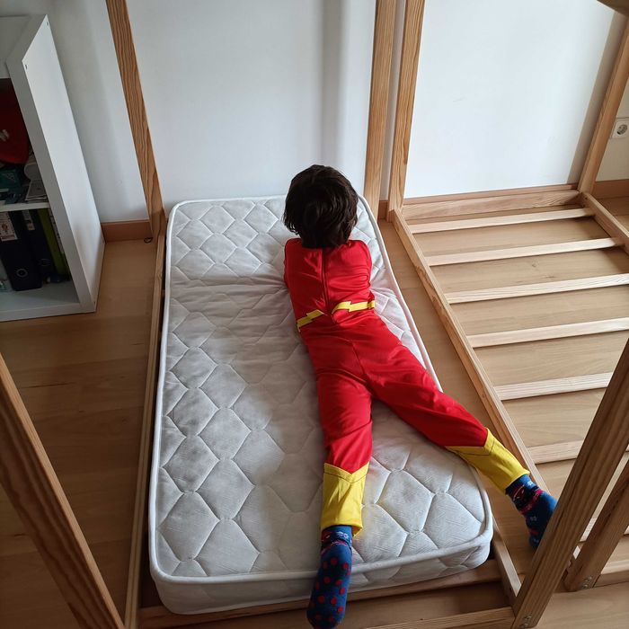 2 Camas com colchão de crianças espectaculares