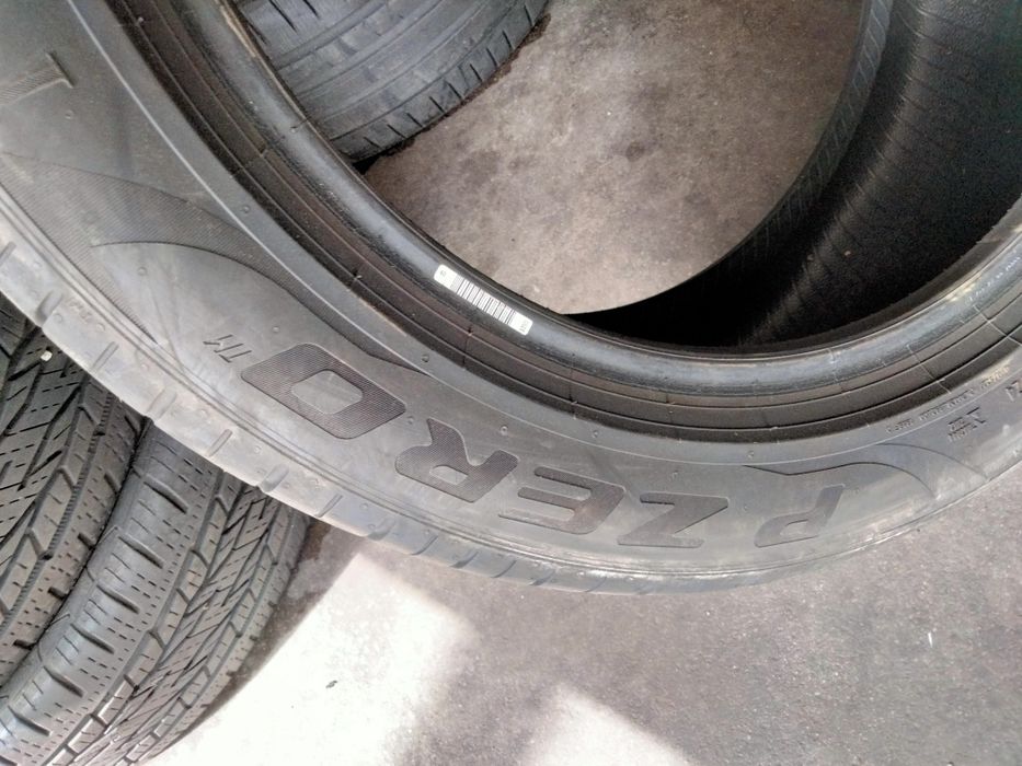 255 45R18 Pirelli