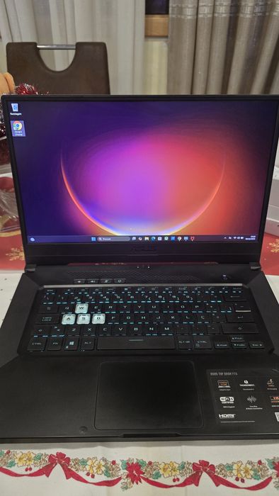 Asus TUF Dash F15, I7, 3050TI, 16Gb ram