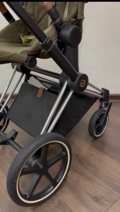 преміальна коляска Cybex Prime Platinum колір "khaki green"