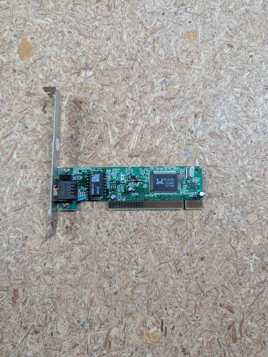 Karta ethernet PCI 100MBitów
