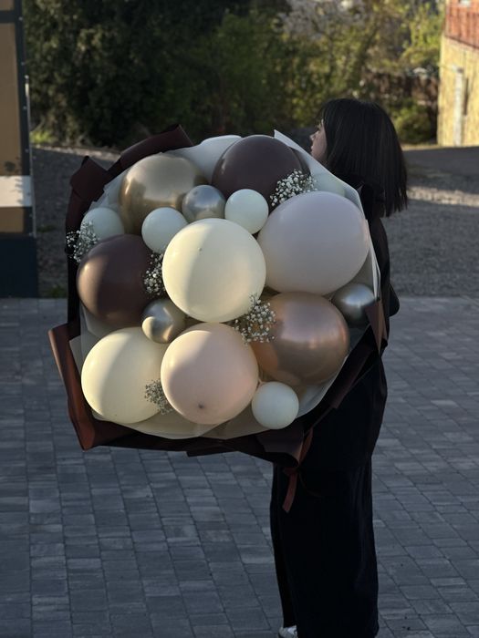 Кульки, арки, подарункові бокси, кульки з гелієм