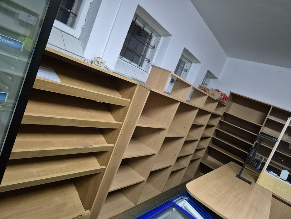 Chłodnia i lada chłodnicza .