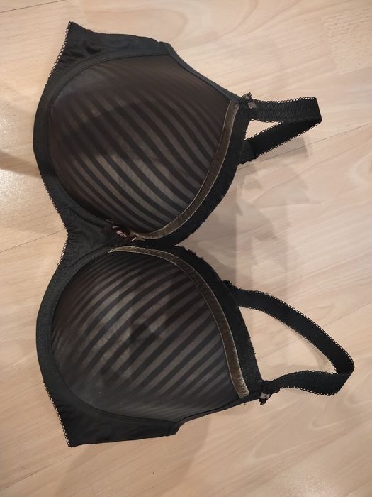Ładny Duży Biustonosz markowy FREYA usztywniany F 80 stan idealny
