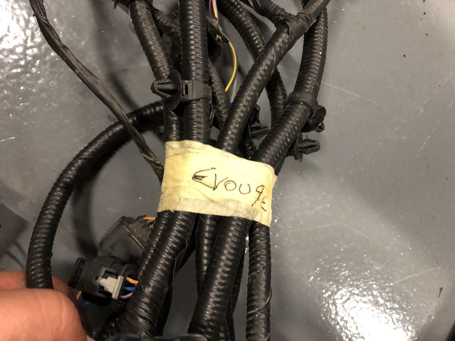 Instalacao cablagem sensores park Range Rover Evoque