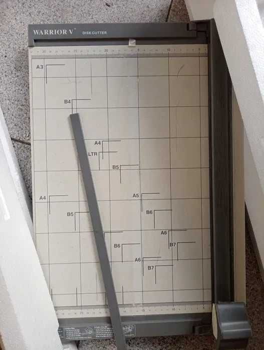 Cortadora de papel A3*