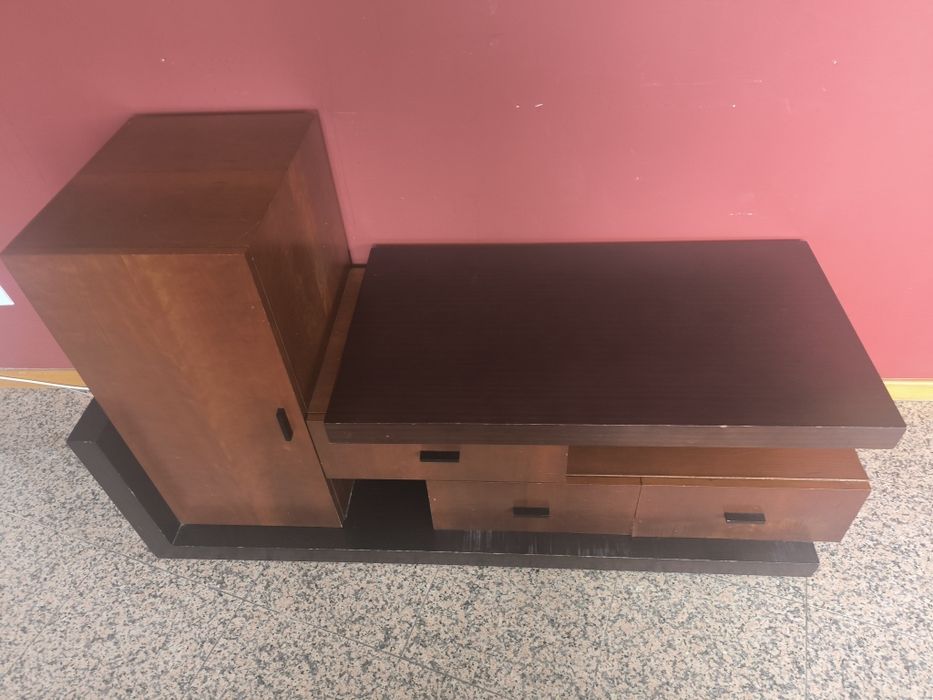 Mesa para Tv ( madeira)
