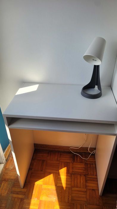 Secretaria como nova