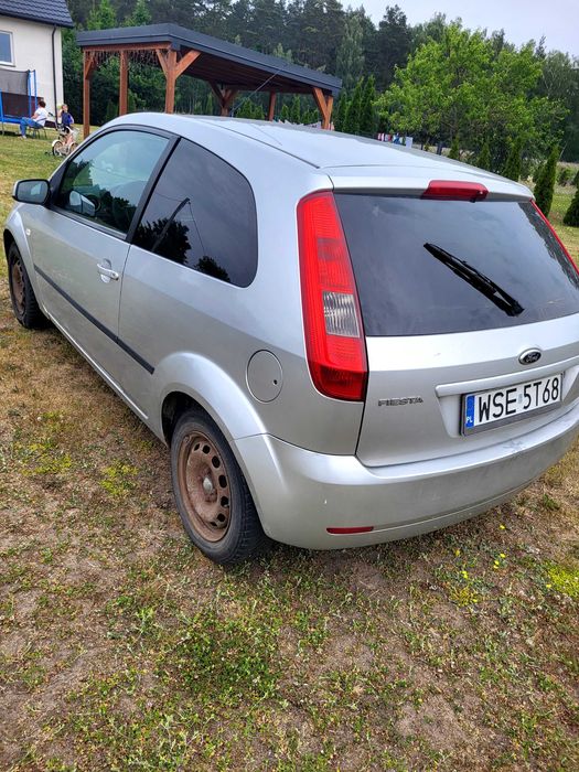 Auto osobowe Ford Fiesta