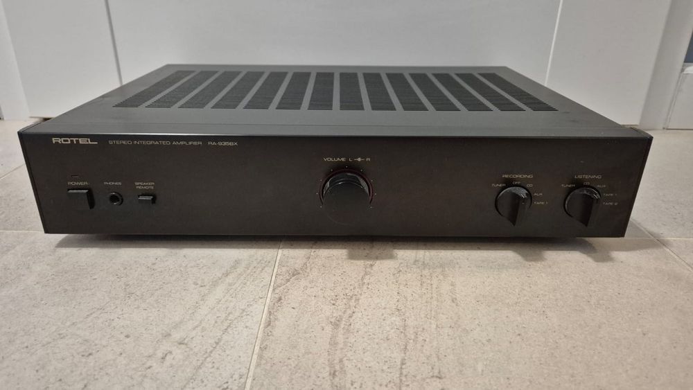 Wzmacniacz stereo ROTEL RA-935BX