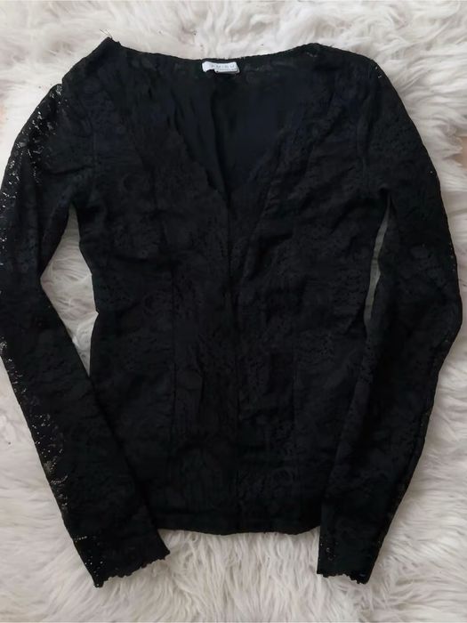 Чорна кружевна кофтинка