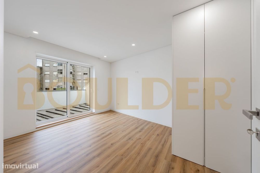 Apartamento T3 com Terraço em Amares