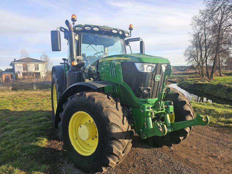 John Deere 6175R, 6195R, 6215R