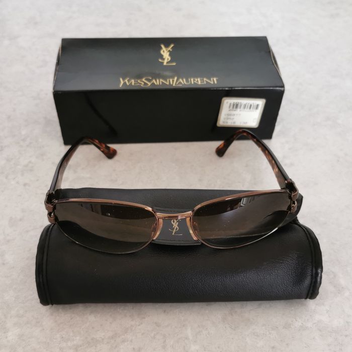 Óculos de sol Yves Saint Laurent