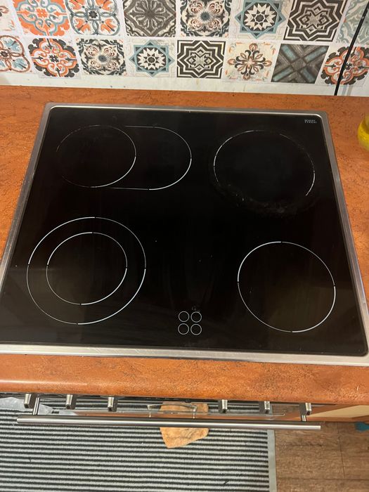 Meble i cały sprzęt za 2000 zł. Możliwość negocjacji ceny