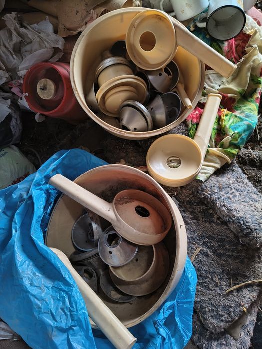 Сепаратори три штуки.