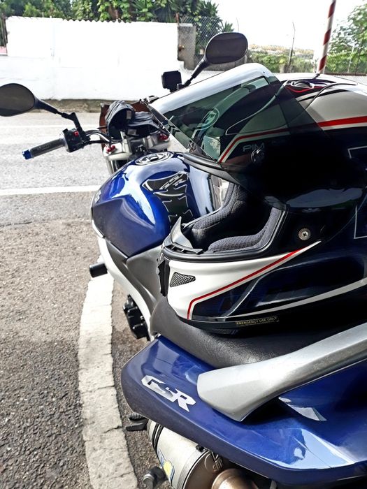Suzuki GSR 600  NAKED