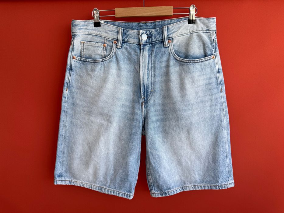 H&M RELAXED FIT Оригінал чоловічі джинсові шорти розмір 34