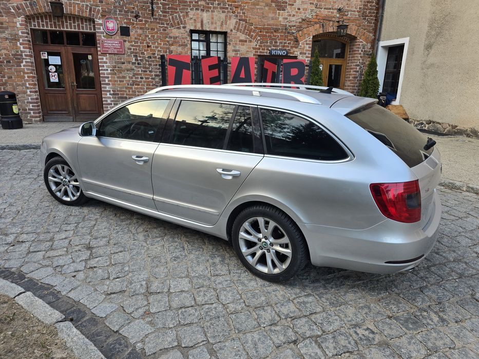 Skoda SuperB 2.0 TSI DSG Kombi