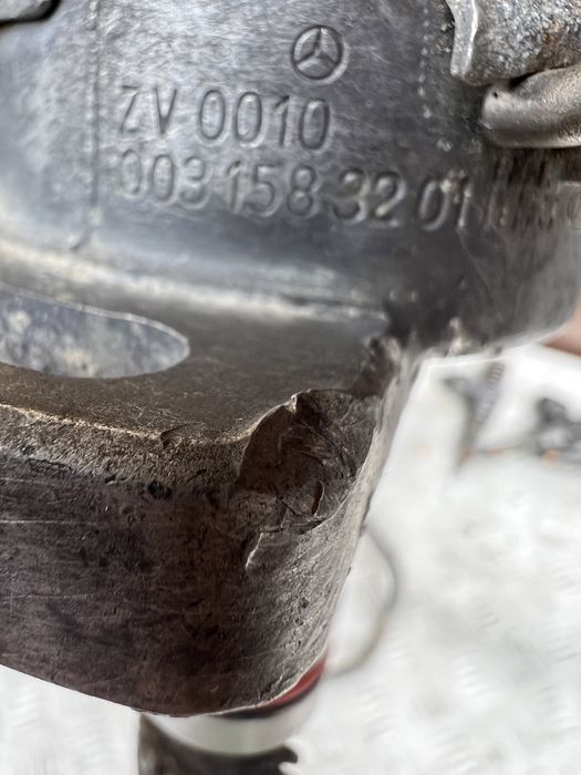 Распределитель 0031583201 зажигания, трамблер Mercedes 190