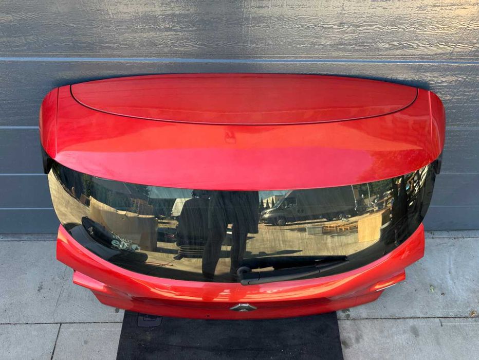 Кришка багажника ляда скло ляди Renault Kadjar Рено Каджар  901002847R