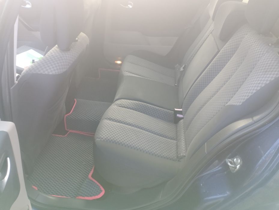 Продам рено Меган 1.6 газ бензин