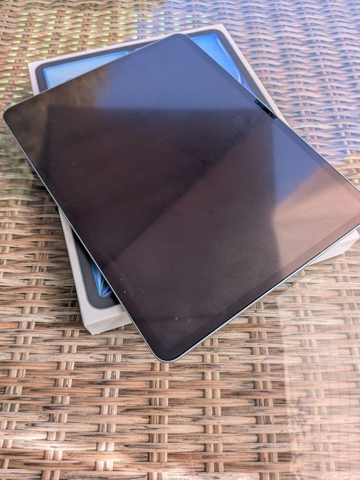 iPad Air 13" Wi-Fi 128GB, Azul