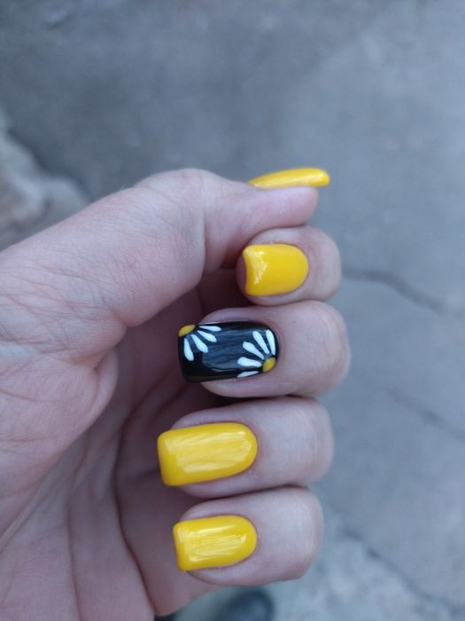 Манікюр покриття гель лаком