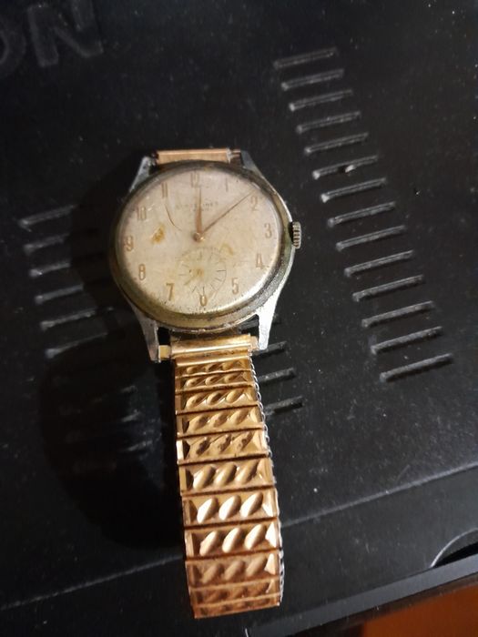 Vendo de pulso homem antigo